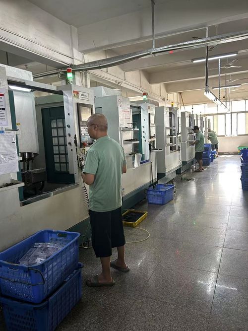 Blog công ty mới nhất về Nhà sản xuất kính